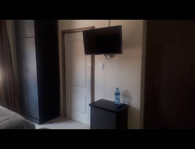 1,000M² BUILDING FOR SALE IN JOHANNESBURG CENTRAL